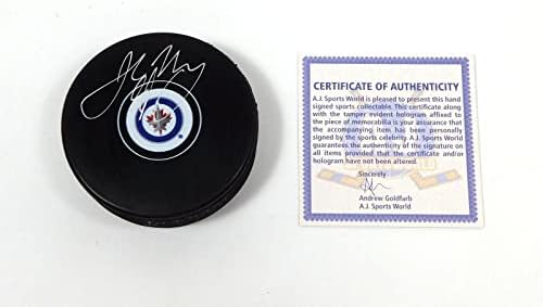 Josh Morrissey Aláírt NHL Szuvenír Jégkorong Jets AJ Sport Auto - Dedikált NHL Korong